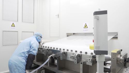 铸就极致产品 打响中国智造 走进中威时和汽车膜工厂的精细化之路